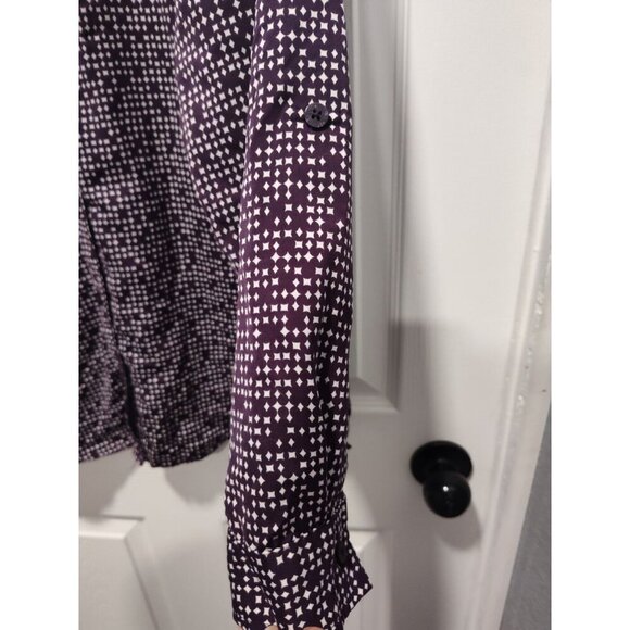 Chicos Size 3 XL/16 Purple White Ditsy Geo Roll Tab LS Buttonup Top Classic EUC - Picture 7 of 11